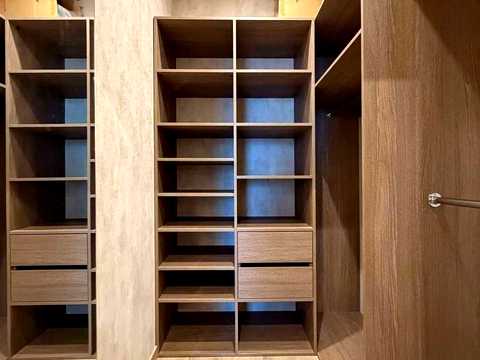 квартира за адресою Салютна вул., 2к6