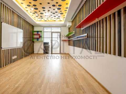 комерційна за адресою Ірининська вул., 5/24
