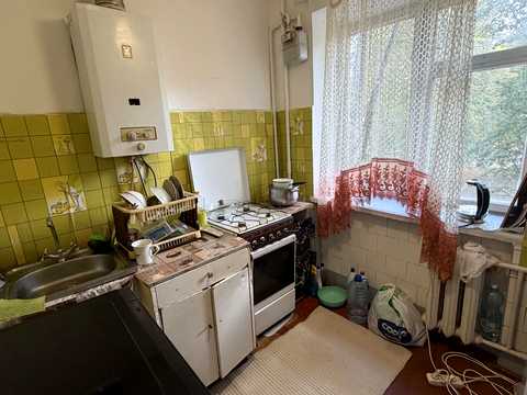 квартира за адресою Рівне, Генерала Безручка вул., 12