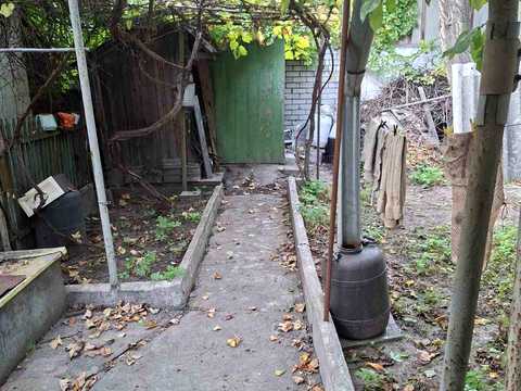 дом по адресу Николая Гнатюка ул. (Ласточкіна)