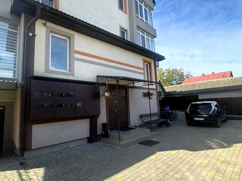 квартира за адресою с. Петриків, Шептицького вул., 186
