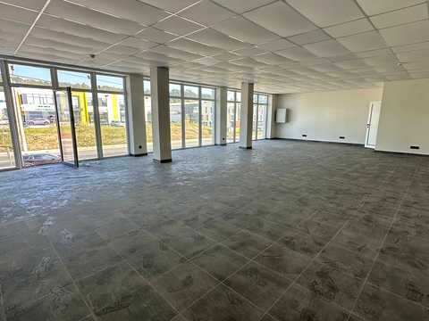 коммерческая по адресу Зеленая ул., 425