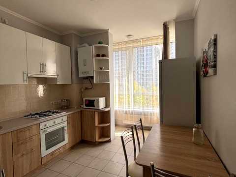 квартира за адресою Практична вул., 6