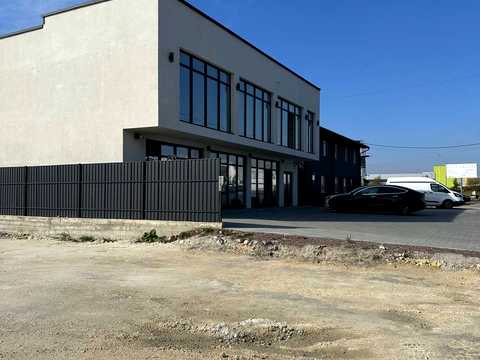 коммерческая по адресу Зеленая ул., 425