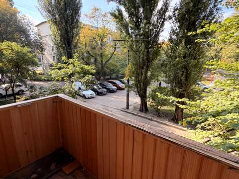 квартира за адресою Празька вул., 27