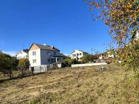 ділянка за адресою с. Довжик, Іванівський, 13