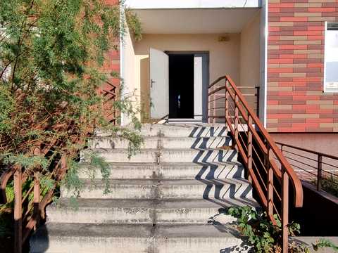 комерційна за адресою Балтійський пров., 5