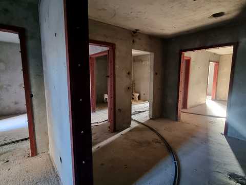 комерційна за адресою Балтійський пров., 5