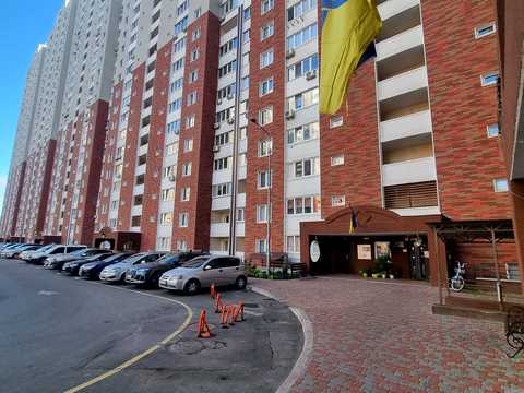 комерційна за адресою Балтійський пров., 5