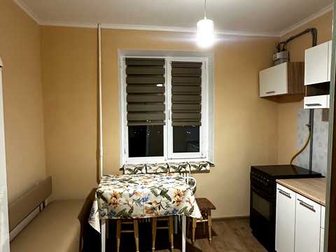 квартира за адресою Андрія Мельника вул., 12