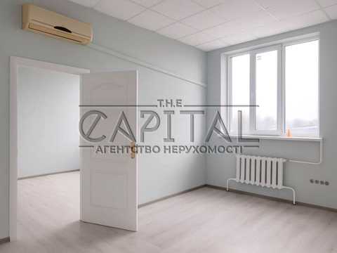 комерційна за адресою Ушинського вул., 40