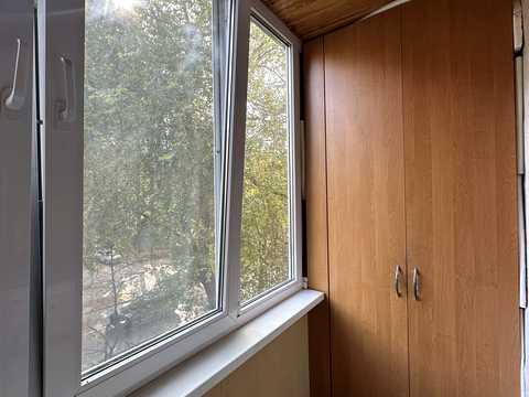 квартира за адресою Депутатська вул., 6