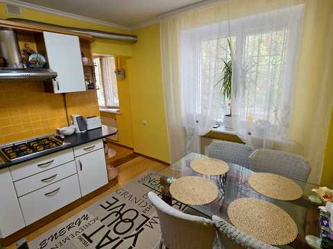квартира за адресою Миколаїв, Севастопольська вул., 49