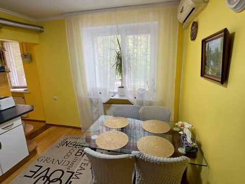 квартира за адресою Миколаїв, Севастопольська вул., 49