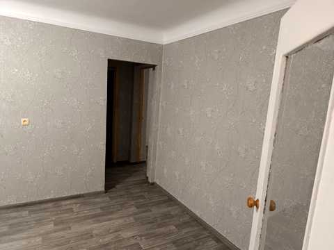 1879032611984335