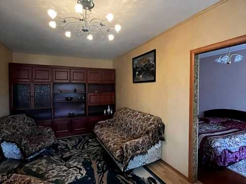 квартира за адресою Івана Мазепи вул. (Калініна), 10