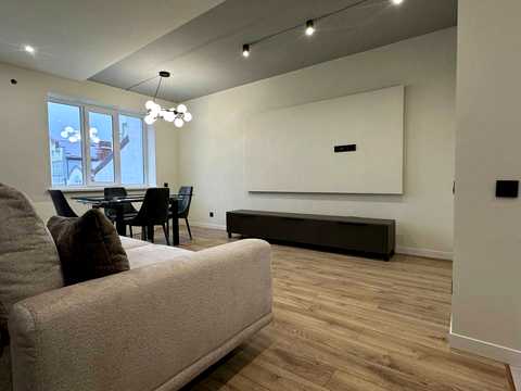 квартира за адресою Височана вул., 18 к6