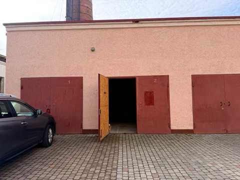 паркомісце за адресою Івано-Франківськ, Василя Симоненка вул., 3-Б
