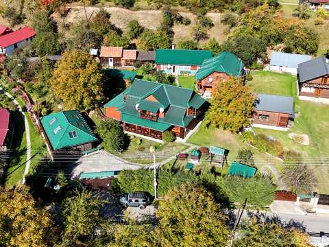 дом по адресу Камянка, 1