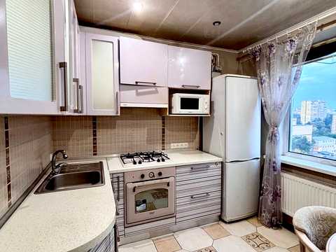 квартира по адресу Тополиная ул., 18
