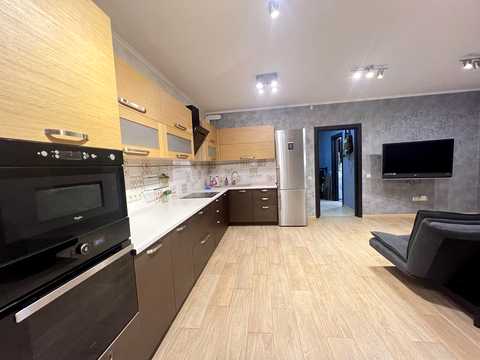 квартира за адресою Драгоманова вул., 2-А