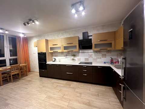квартира за адресою Драгоманова вул., 2-А