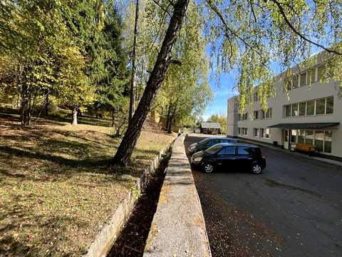 комерційна за адресою Барвінкова, 25