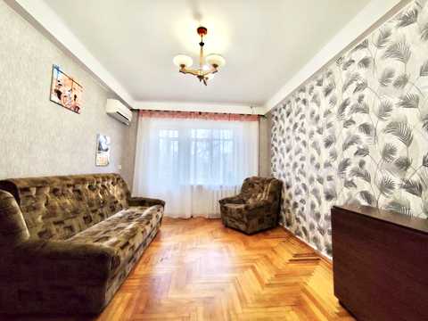 квартира за адресою Запоріжжя, Паркова вул. (Чубаря), 4