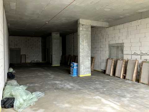 комерційна за адресою Новознесенська вул., 4