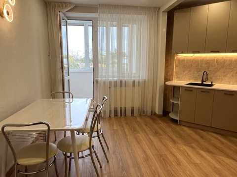 квартира за адресою Композитора Ніщинського вул., 16