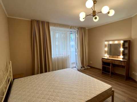 квартира за адресою Композитора Ніщинського вул., 16