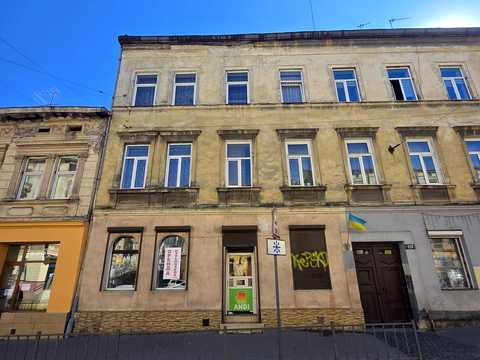 комерційна за адресою Городоцька вул., 113