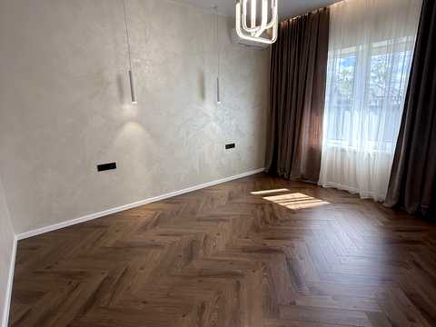 будинок за адресою Успішна, 47/1
