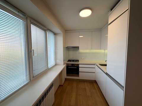 квартира за адресою Володимирська вул., 76