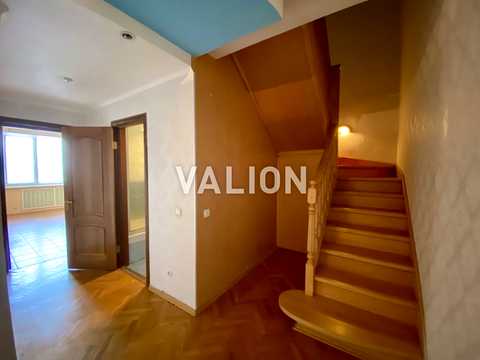 квартира за адресою Автозаводська вул., 99/4