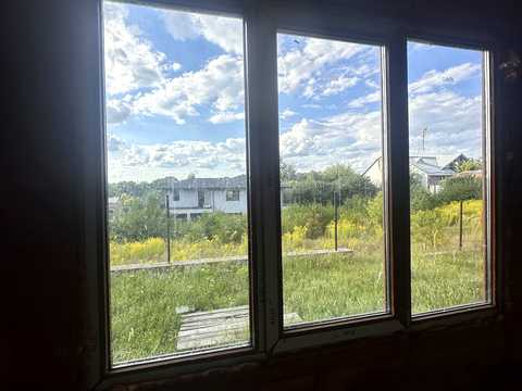 будинок за адресою Молодіжна вул.