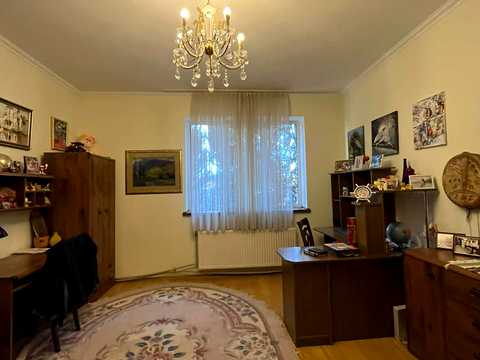 будинок за адресою Сонячна вул.