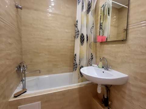 квартира за адресою Бориса Гмирі вул., 10-Б