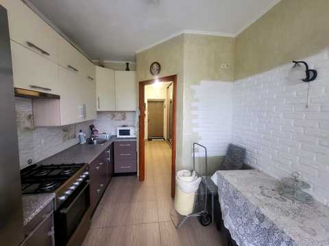 квартира за адресою Бориса Гмирі вул., 10-Б