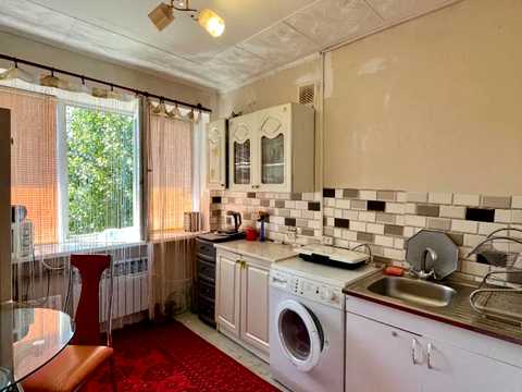 квартира по адресу Артековская ул., 27
