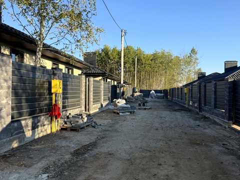 будинок за адресою Успішна