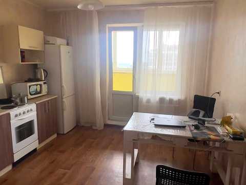квартира за адресою Сергія Данченка вул., 1