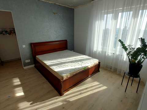 квартира за адресою Сергія Данченка вул., 28-Б