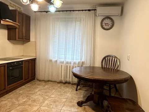 квартира за адресою Урлівська вул., 38