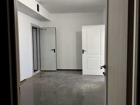 комерційна за адресою Ямська вул., 35/34