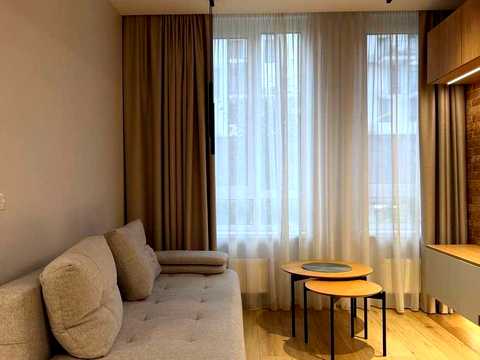 квартира за адресою Салютна вул., 2к8