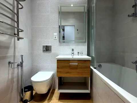 квартира за адресою Салютна вул., 2к8
