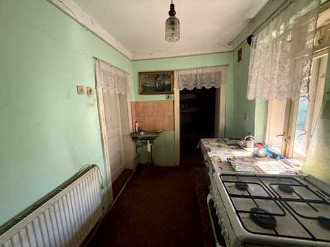 будинок за адресою Головна, 111