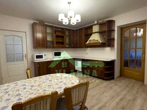 будинок за адресою с. Дачне, Лазурна вул., 4