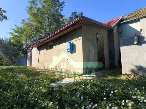 будинок за адресою с. Дачне, Лазурна вул., 4